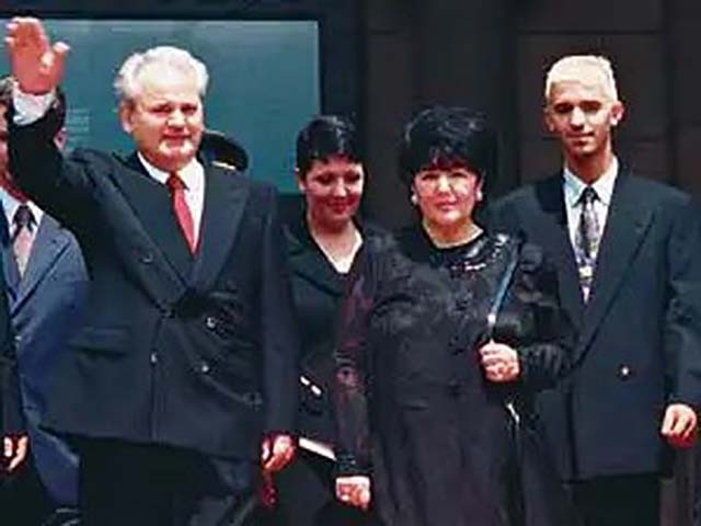 米洛舍维奇为什么下台,米洛舍维奇死因真相