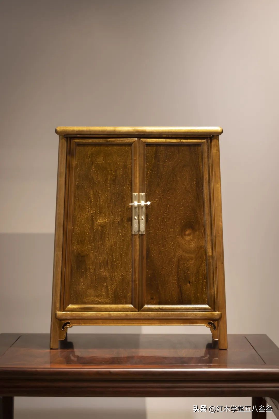 金丝楠为什么不会是国产红木,小叶桢楠金丝楠是不是红木