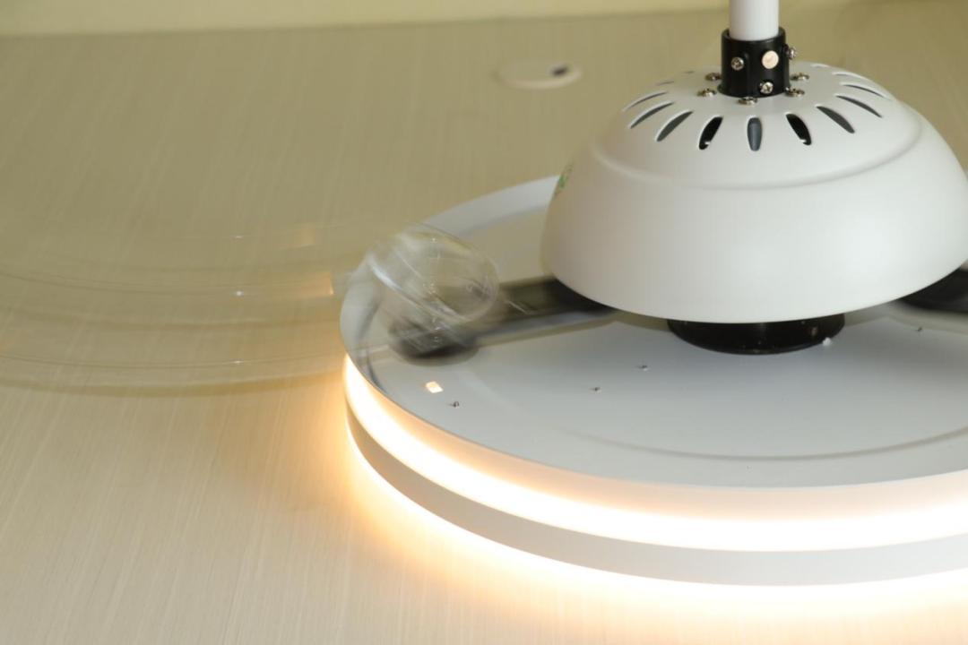 风扇灯和空调灯哪种好用,夏天不喜欢吹空调