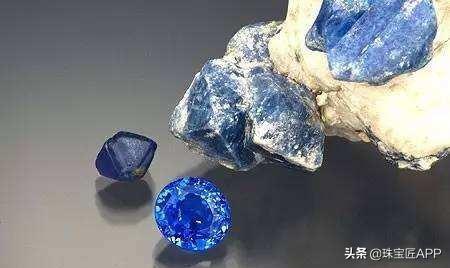 宝石蓝调克莱因蓝,宝石克莱因蓝