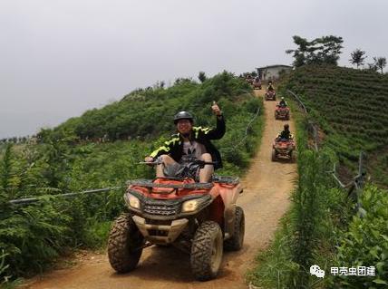 公司团建玩什么比较好,企业户外团建活动