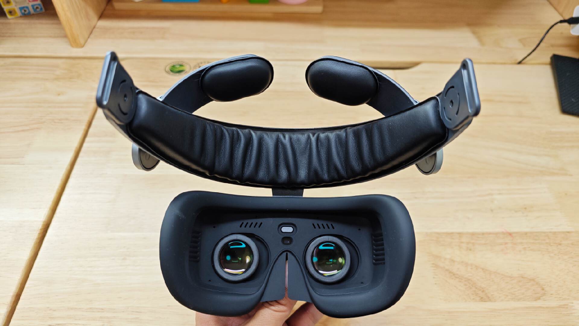 如何低成本打造“移动”超清巨幕影厅？GOOVISG3Max了解一下！