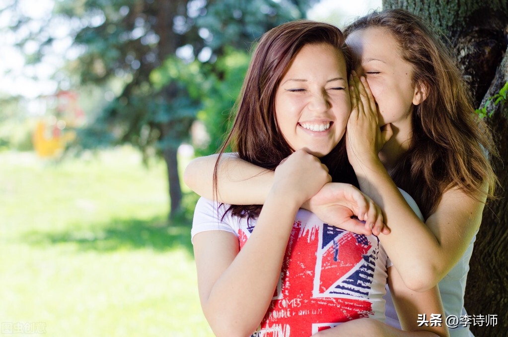 中医养生表妹第一次给师傅做全身按摩,看到一处银色毛发悚然了