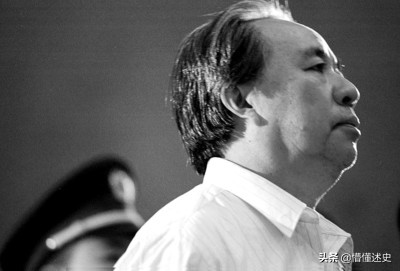 90年代中国首富:入狱18年妻离子散,小28岁小姨子为他不离不弃