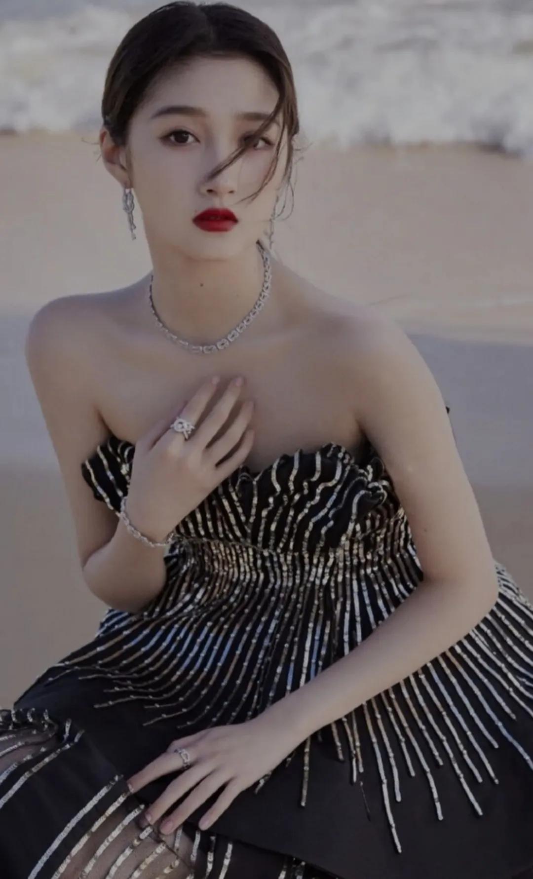 关晓彤仙气壁纸,关晓彤高清壁纸古装美女