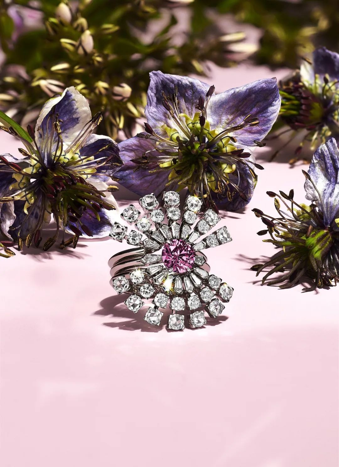 珠宝今年流行色,2017秋冬流行色该怎么与珠宝搭配