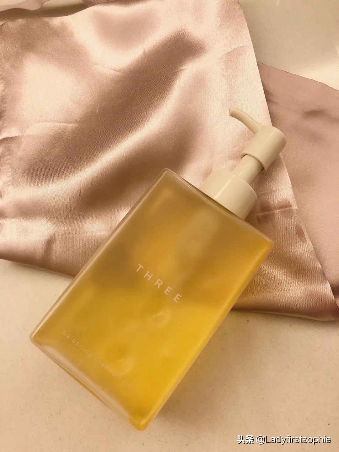 防晒超好用小众品牌护肤品,好用的防晒护肤品排行榜