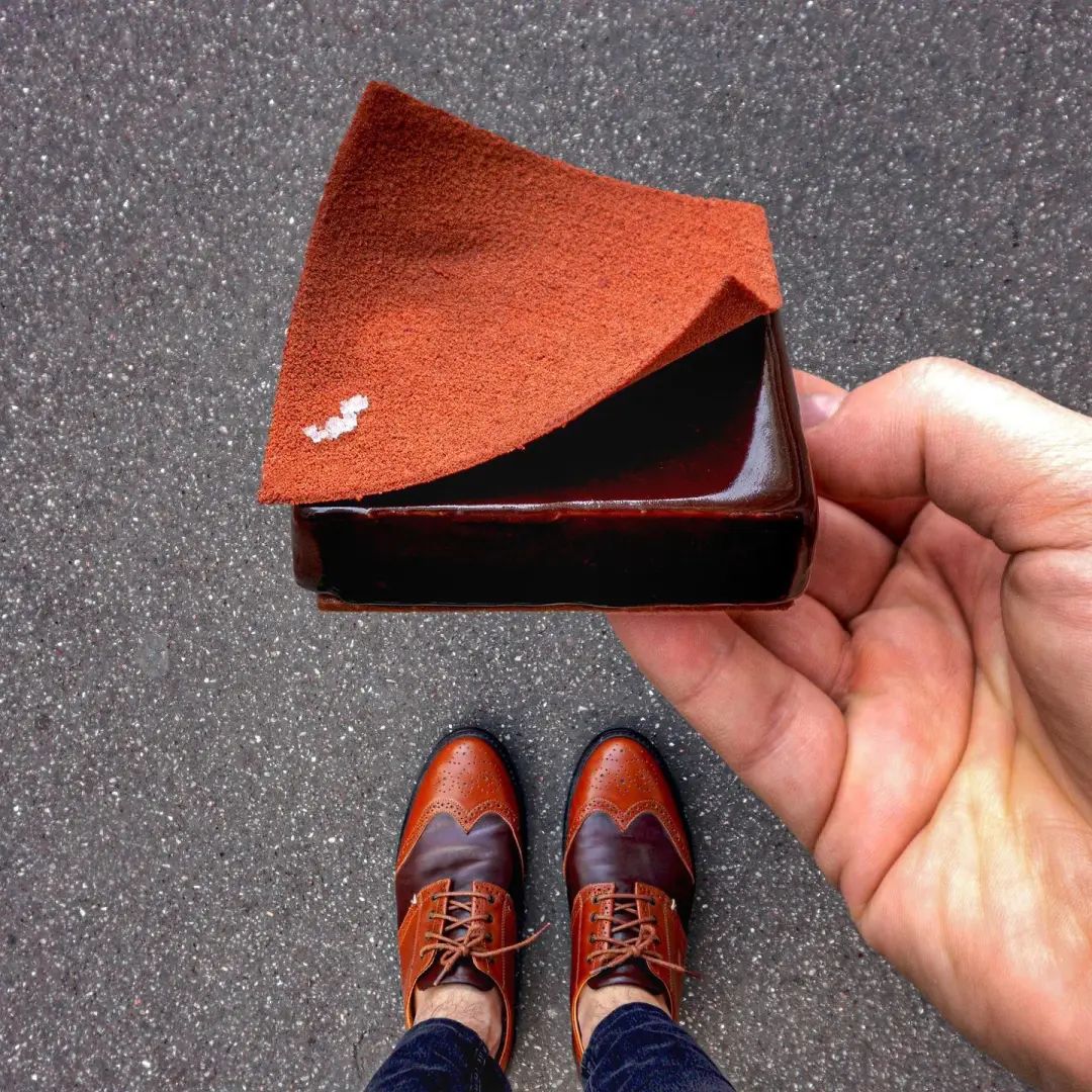 跟着「鞋子哥」逛巴黎甜品！每双鞋都适配！还能这么拍！