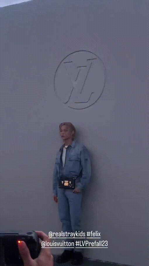 lv香港大秀龚俊衣服,看lv大秀