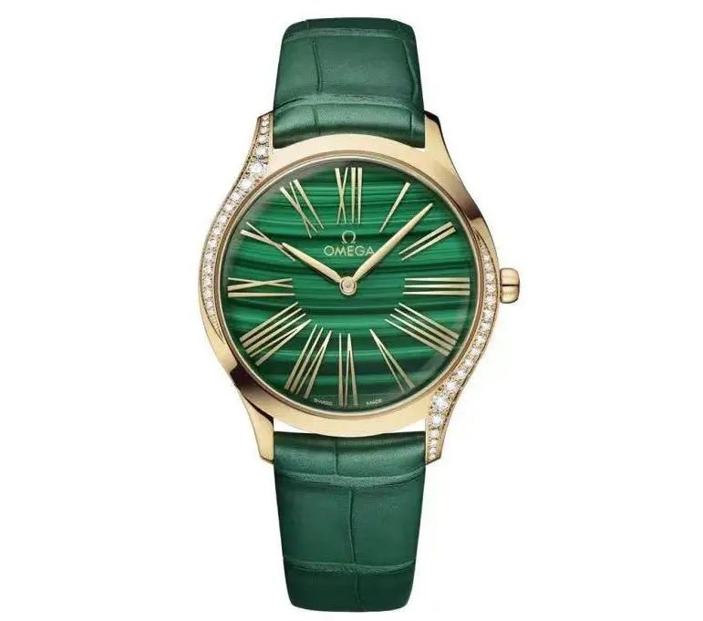 宝石也开始内卷了?做成珠宝or腕表,你Pick哪一个?