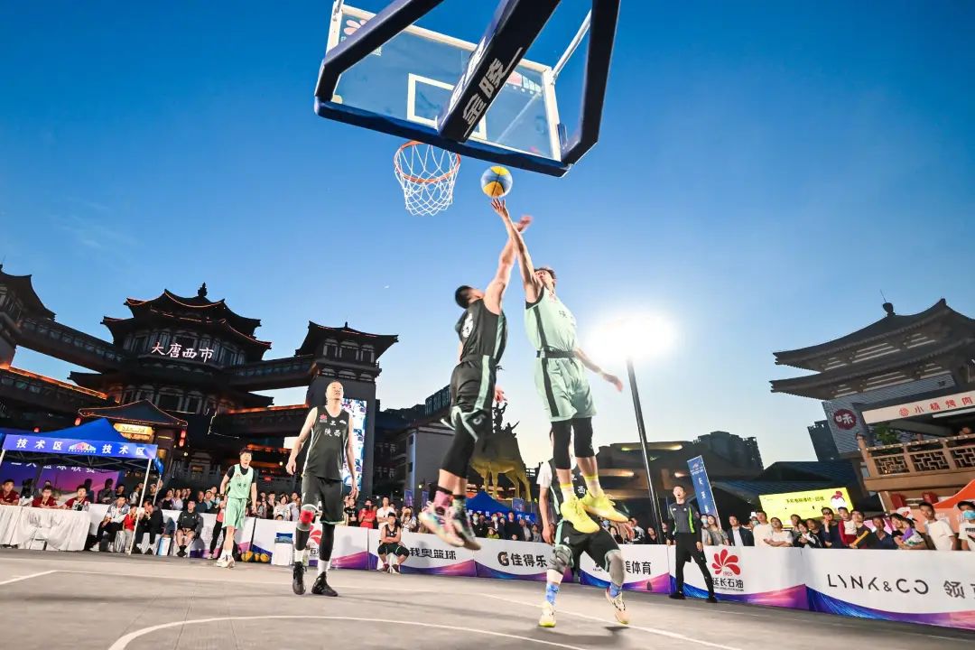 陕西省首届三人篮球联赛决赛之周开启，大唐西市的篮球之夜超美！