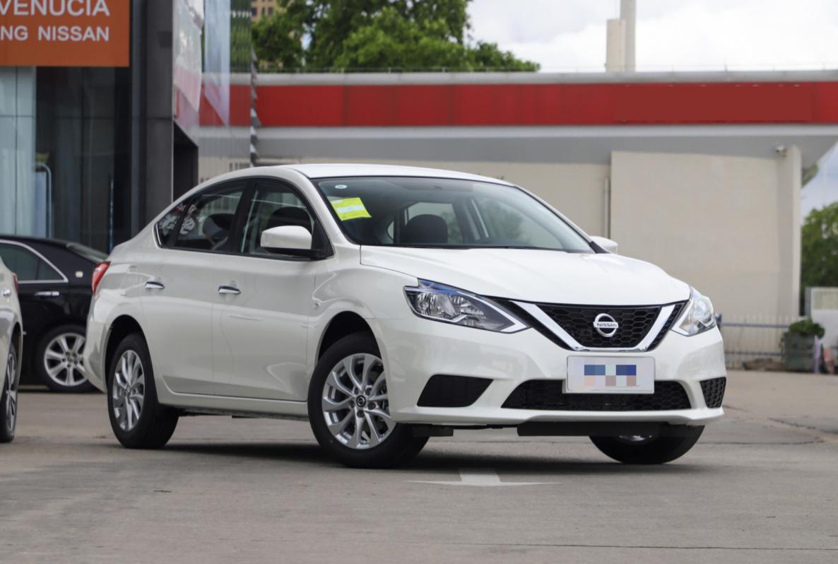 当吉利帝豪遇见东风天龙,帝豪vs英朗