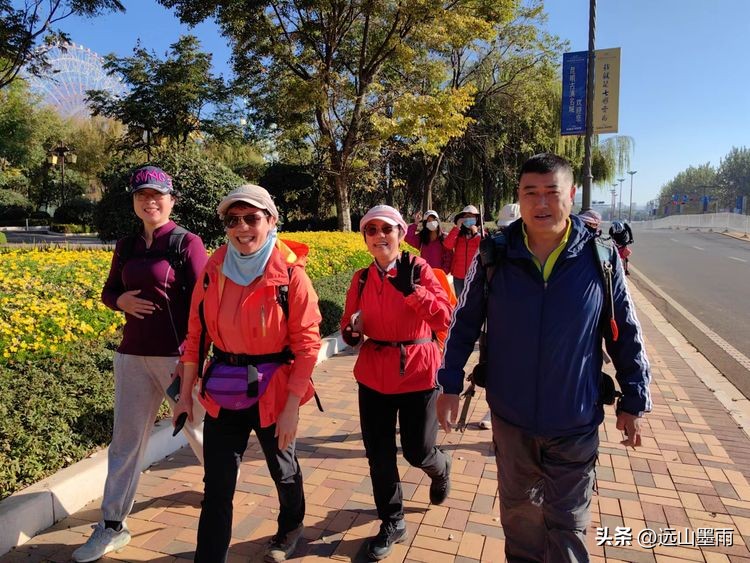 云南昆明滇池小渔村展新颜,滇池边的小渔村