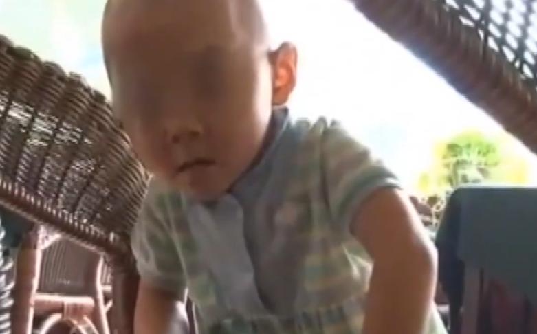 2013年陕西老人花3万多买女婴，半年后却选择报警，哭喊着要退货