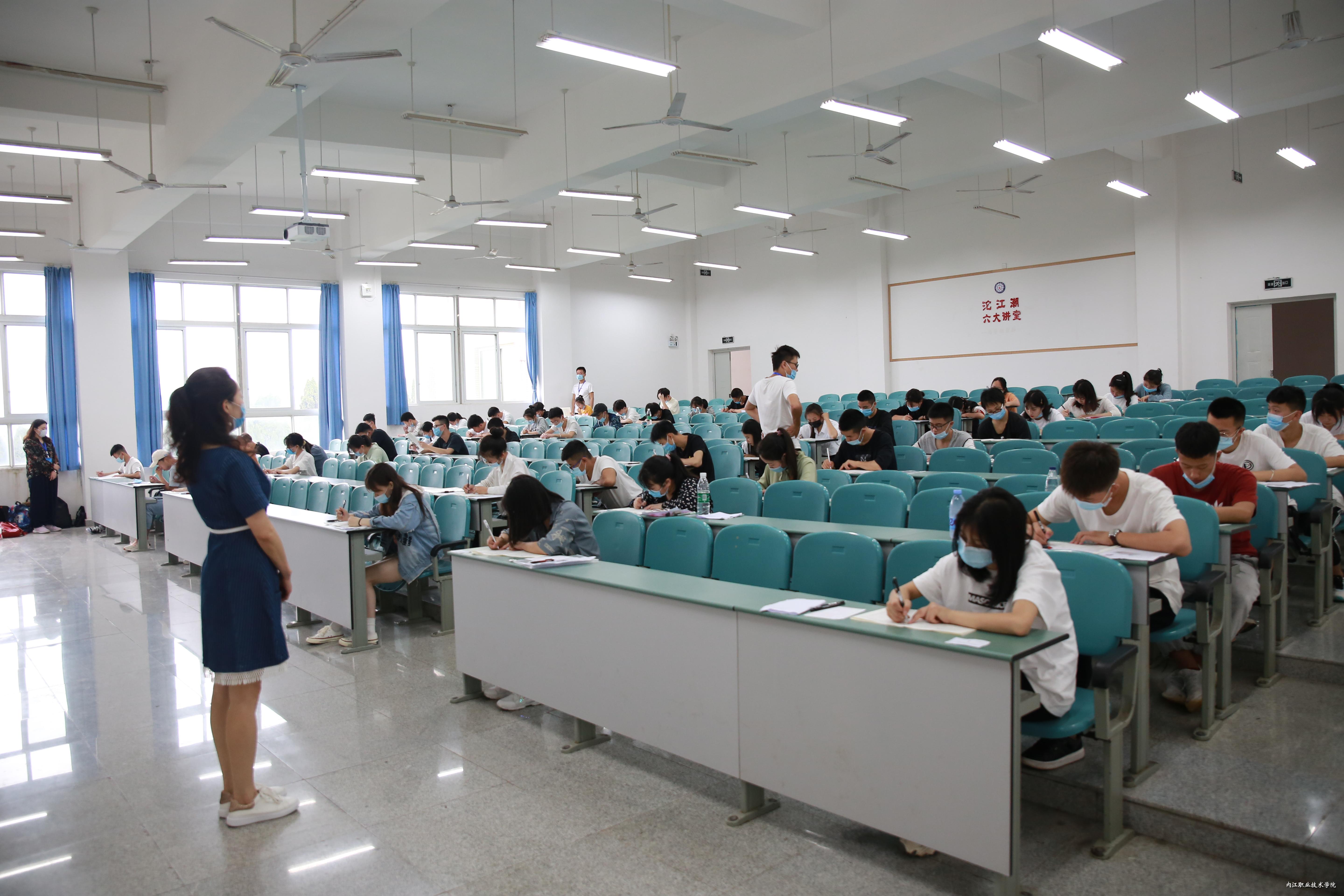 四川省2024中考科目及各科分数,四川2023中考科目及各科分数