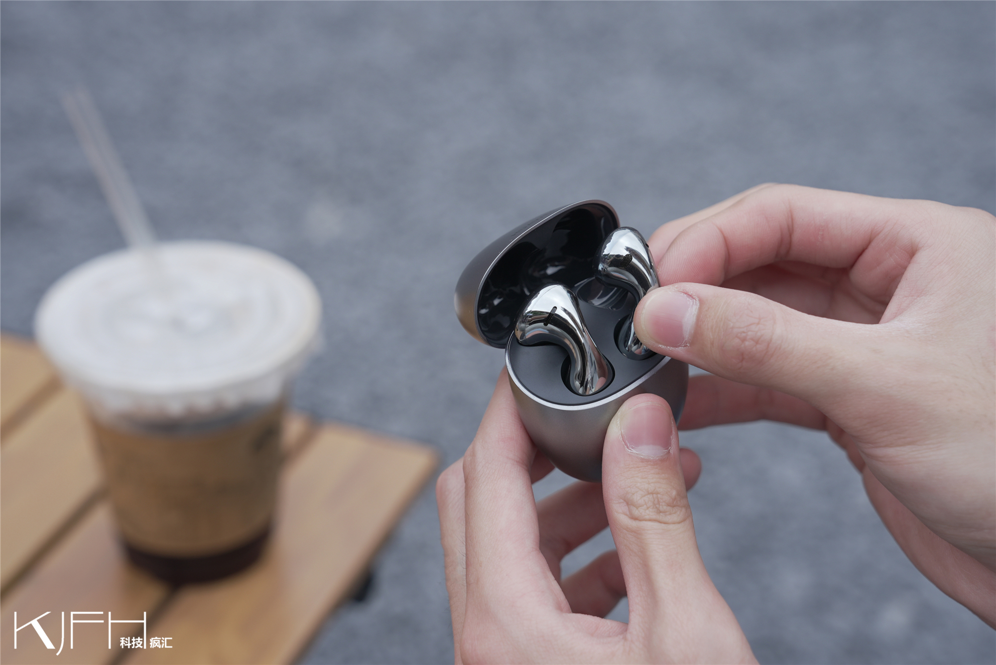 华为水滴耳机freebuds5操作,华为freebuds5水滴耳机测评