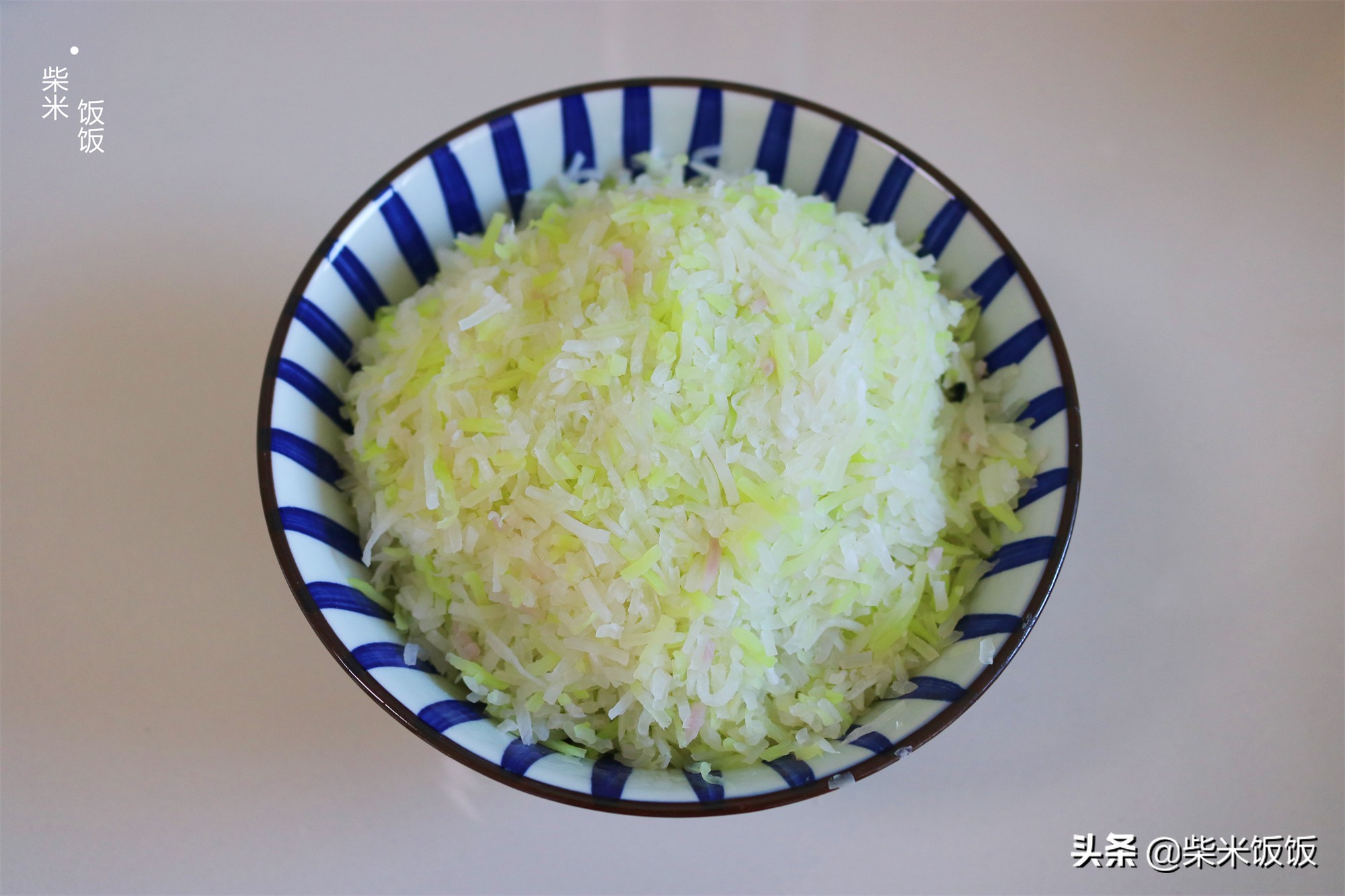 开学了早餐米饭馒头,开学了食堂又开始蒸馍馍