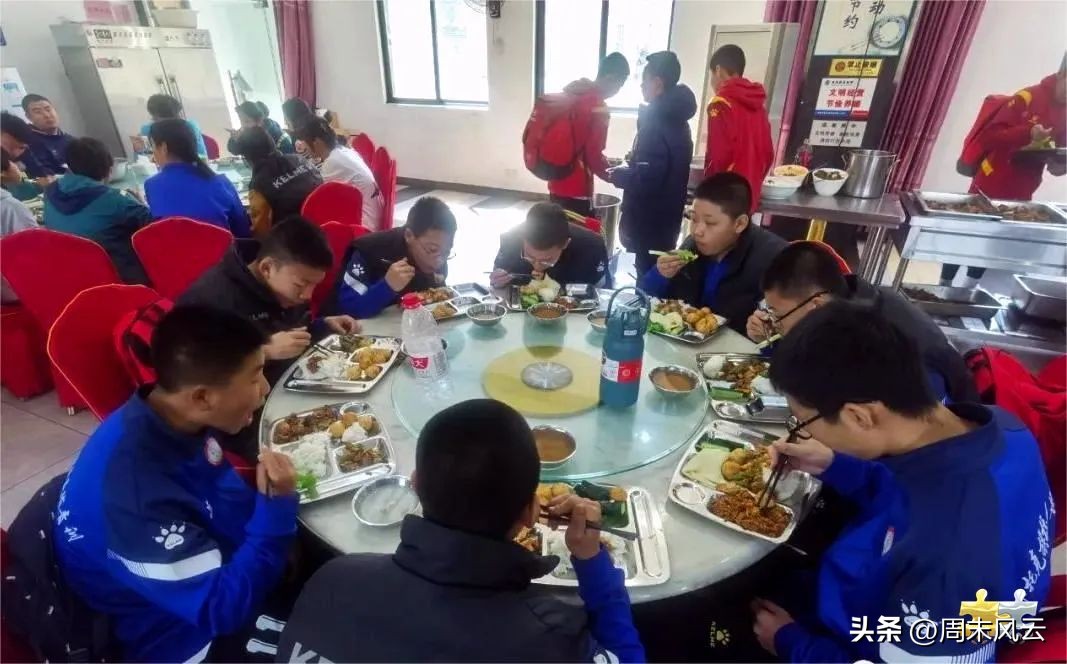 足球训练营冬训校园足球,又是一年冬天冬训