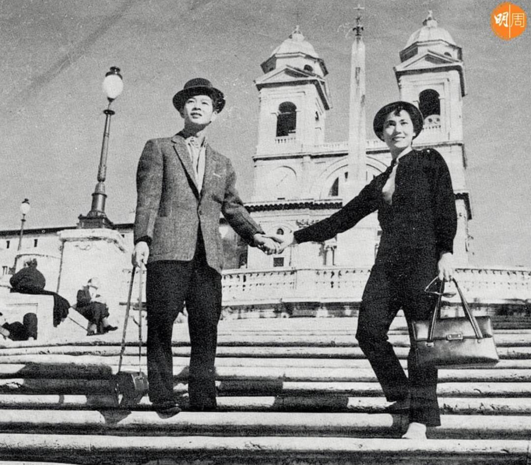 恋人妻、追青霞、混黑道、建豪宅，“武侠片之父”的江湖往事……