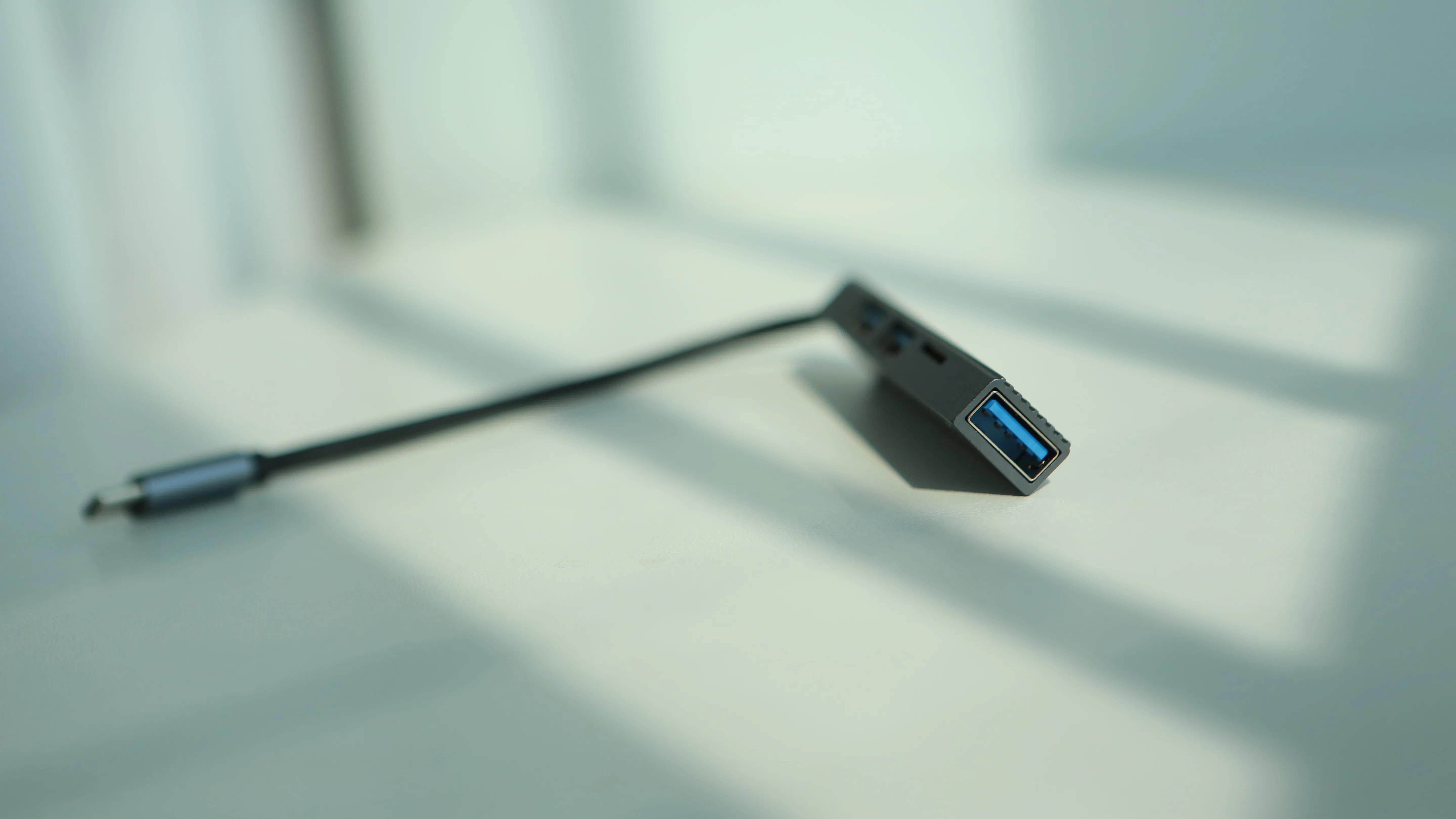 奥睿科透明扩展坞4口,奥睿科扩展坞优缺点