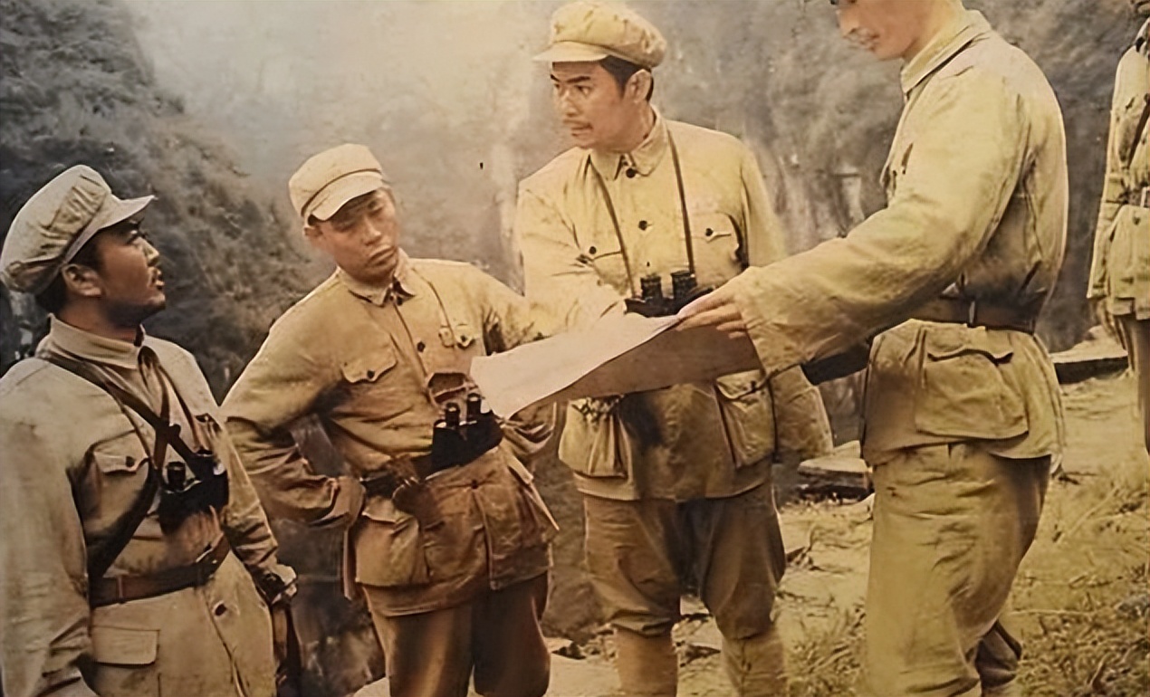 1950年周总理为双枪老太婆求情，毛主席：枪决，事后才知高明之处