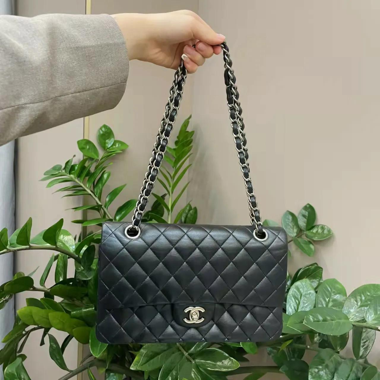 想买一个奢侈品牌的包包,多少钱才适合买奢侈的包包