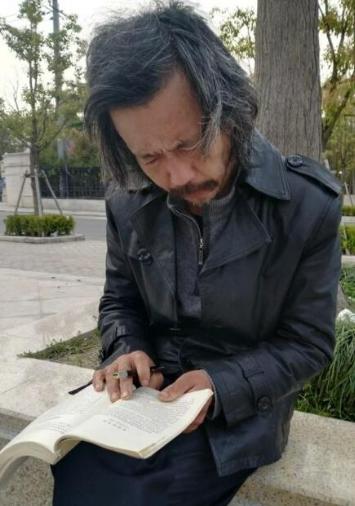 草根网红怎么样了,曾经红极一时的网红人设崩塌