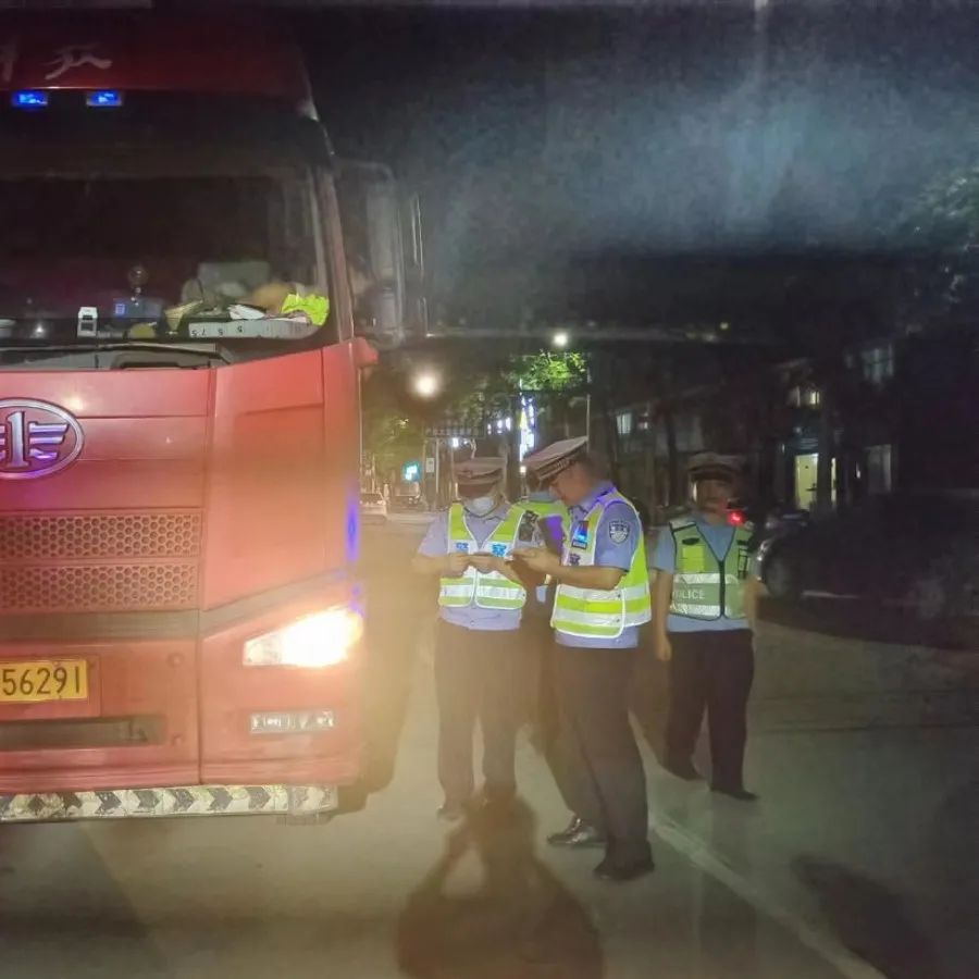 夏季治安打击整治百日行动出征,夏季治安打击整治百日行动再部署