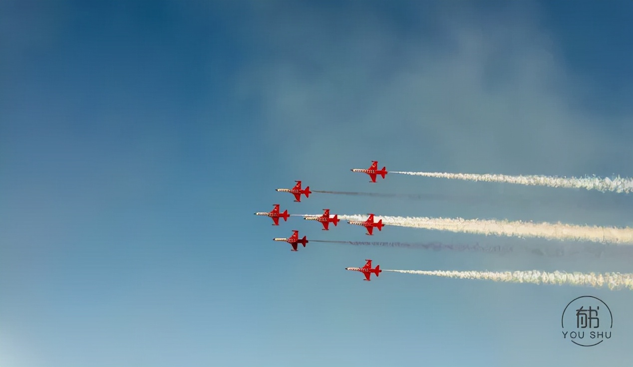 当一个人嘲笑你时最好的回应,当一个人在讽刺你时应该怎么反击