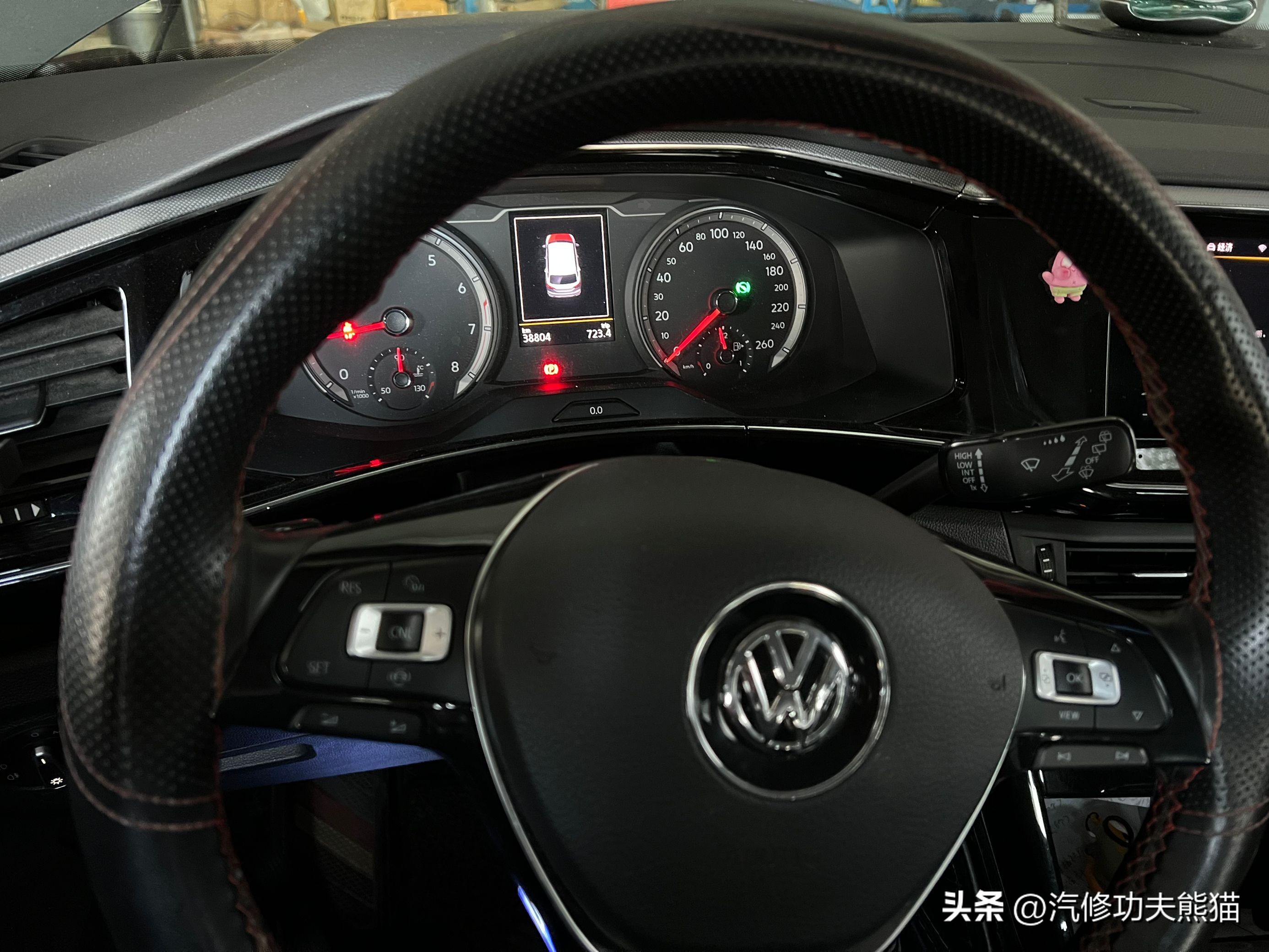 探岳后门刮蹭一点补漆多少钱,一汽大众探岳小划痕怎么处理