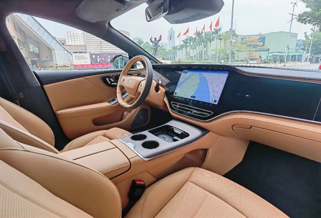 飞凡f7迈巴赫座舱舒适跟豪华区别,飞凡f7巴赫座舱第一章