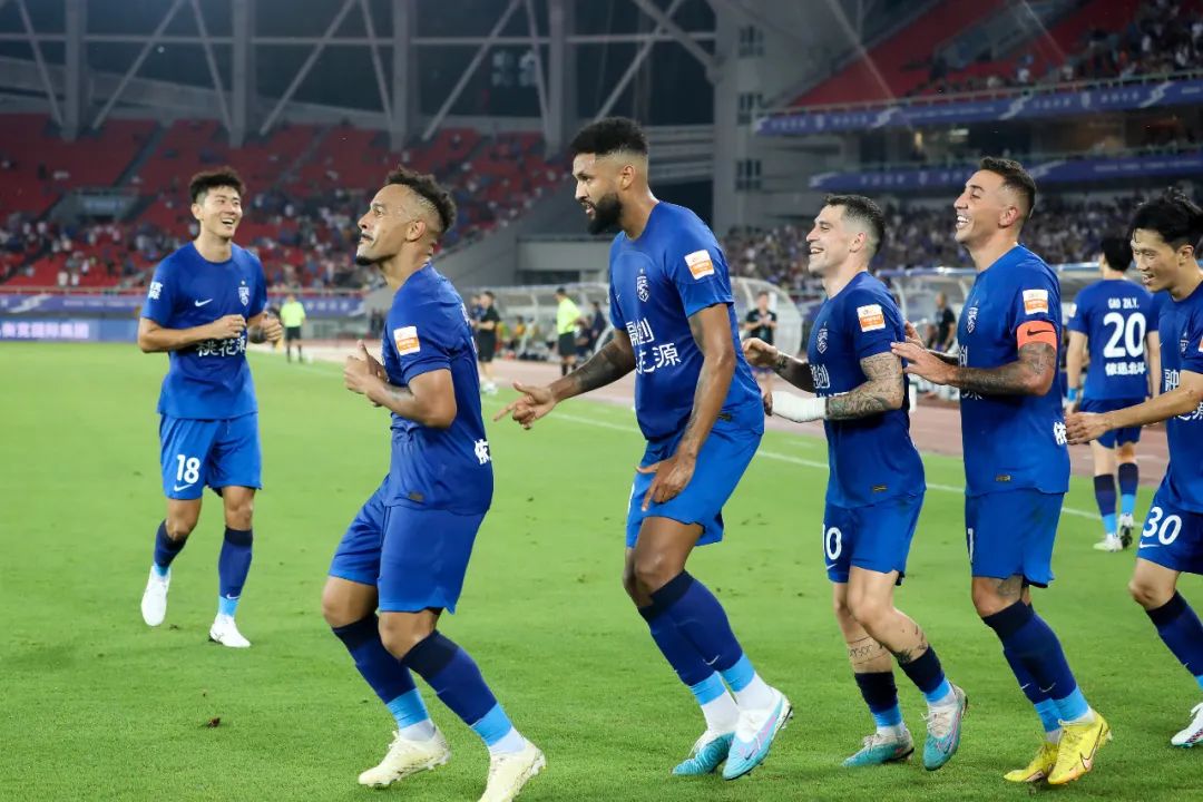 武汉三镇为什么主场难求一胜,武汉三镇队主场在哪里