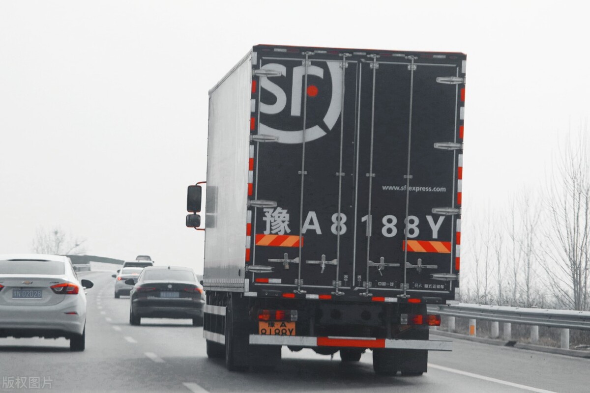 怎么知道是不是顺丰特快,怎么知道顺丰快递到哪了