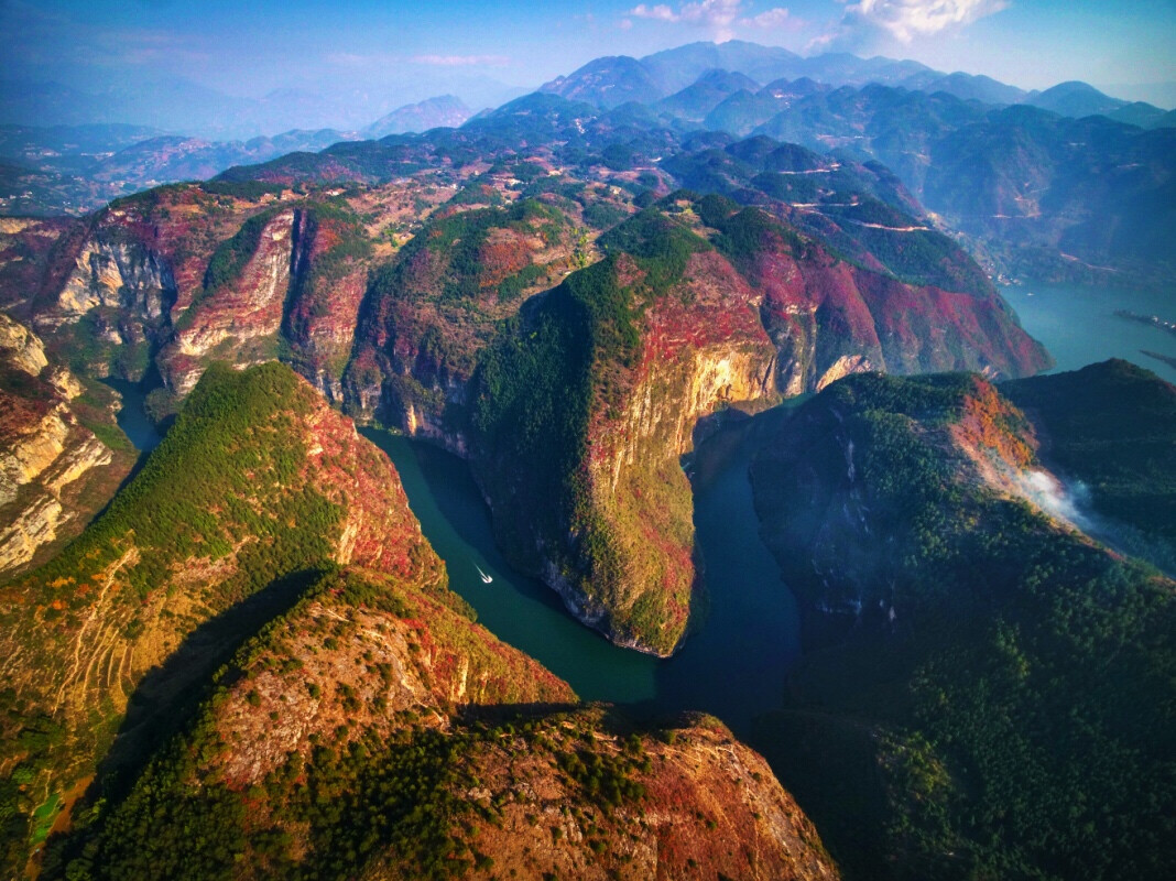 重庆AAAAA级景区有哪些,重庆aaaaa级景区云端廊桥