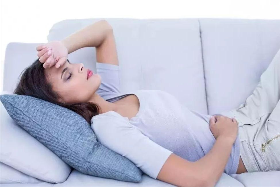 宫颈有问题会出现哪些症状,女性宫颈炎症症状表现