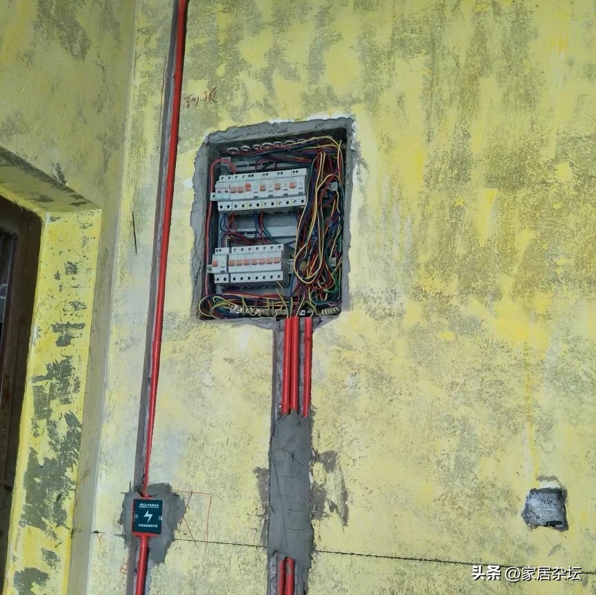 新房装修电线全换还有接头吗,家装全房用4平方电线对不对