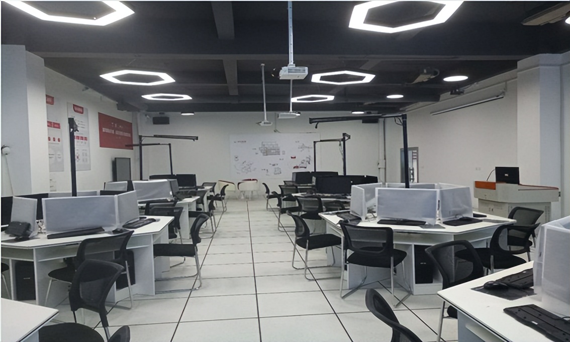 潍坊学院经营管理学院,潍坊职业学院连锁经营与管理