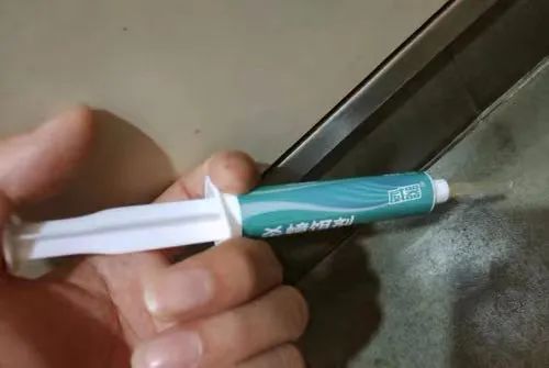 杀蟑螂最有效的杀虫剂,蟑螂防治最有效的处理方法是