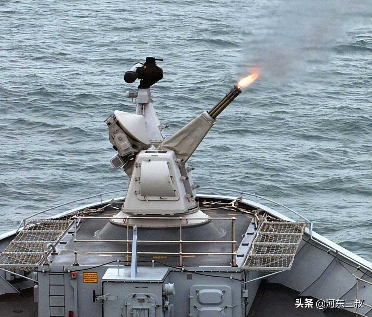 055只有一门近防炮够用吗,055为什么只装一门主炮