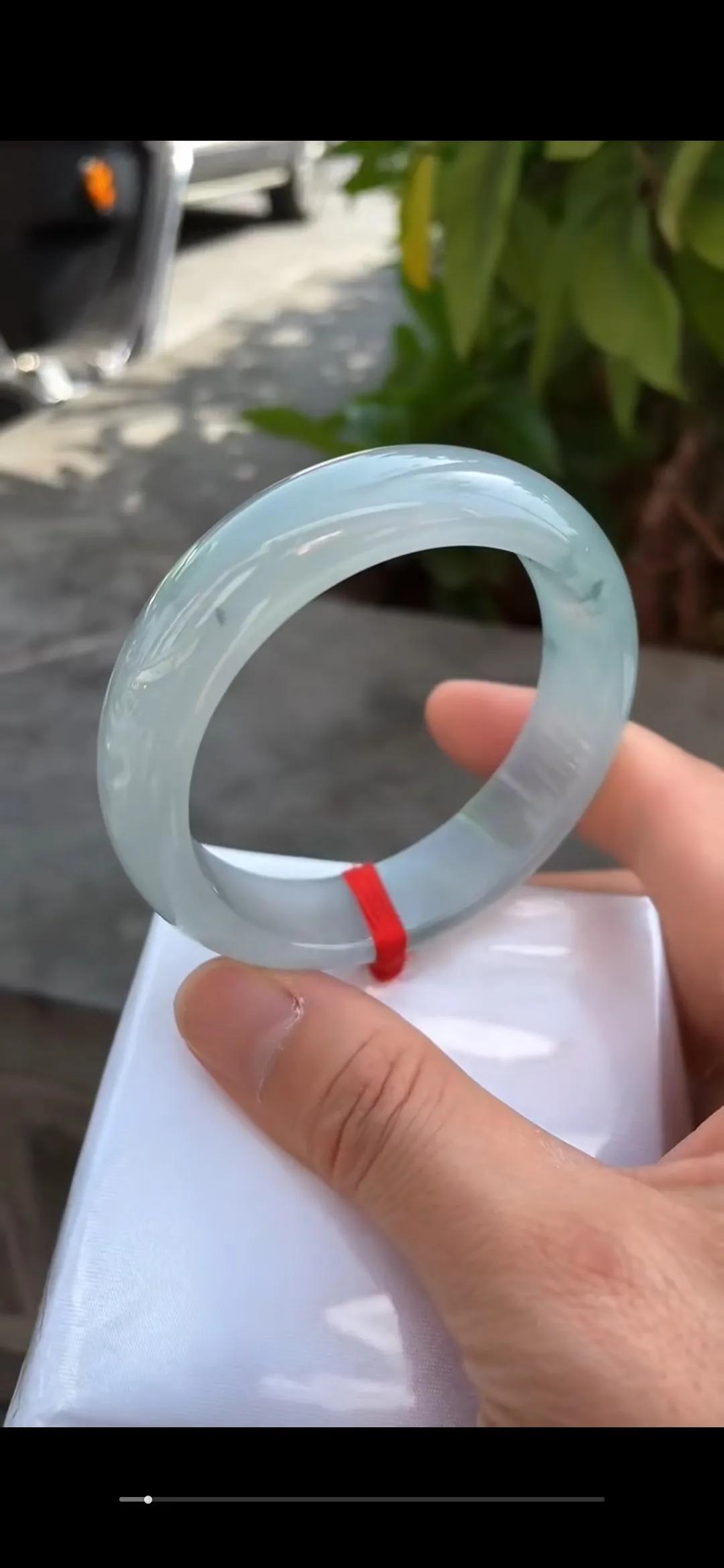 如何判定翡翠品种的好坏,翡翠缺陷