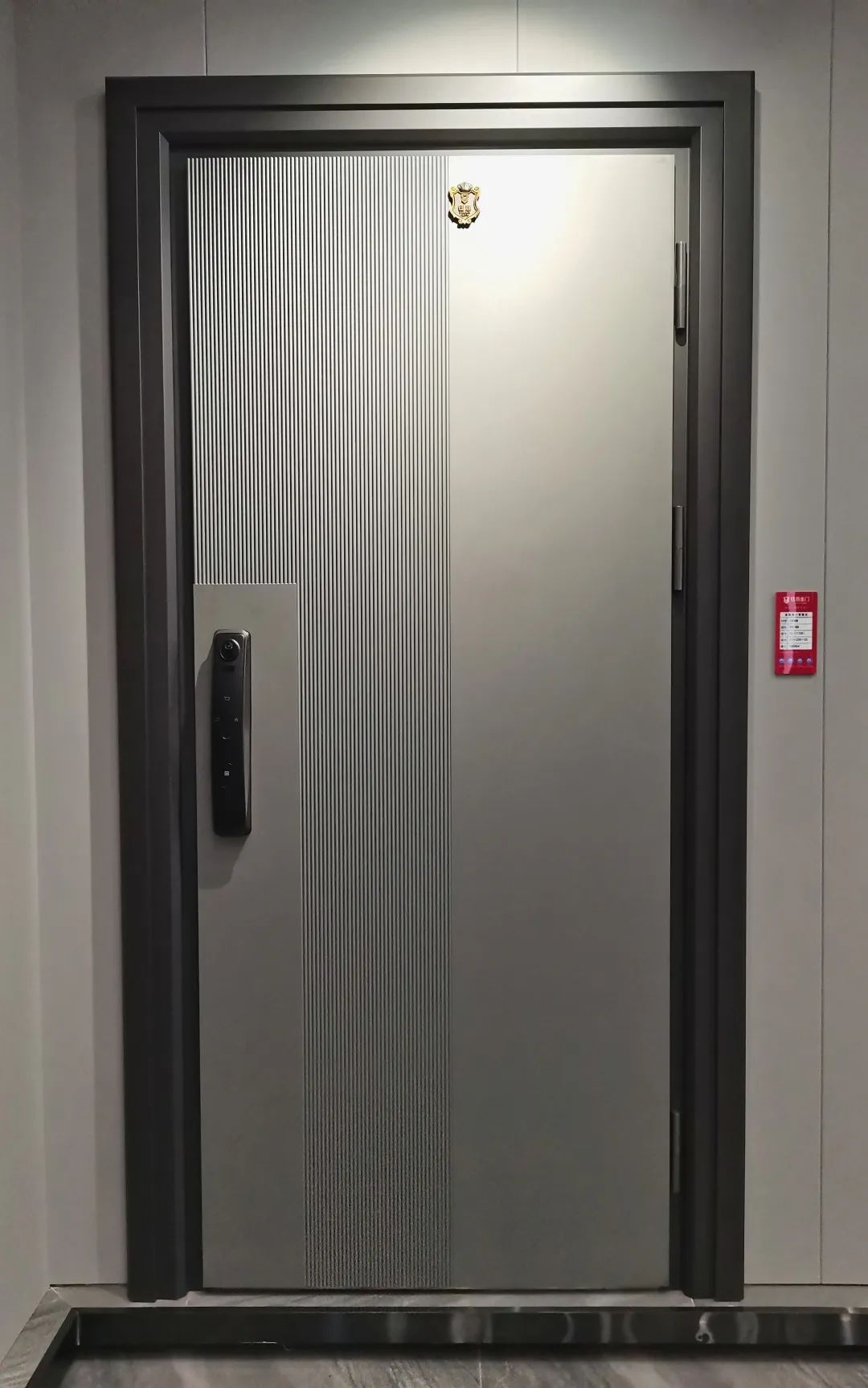 钰盾最佳形象门店——华艺专卖店,好的第一印象是成功销售的开始