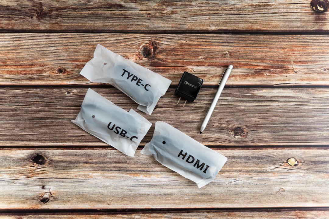 ehomewei便携显示器使用体验,ehomewei便携显示屏oled测评