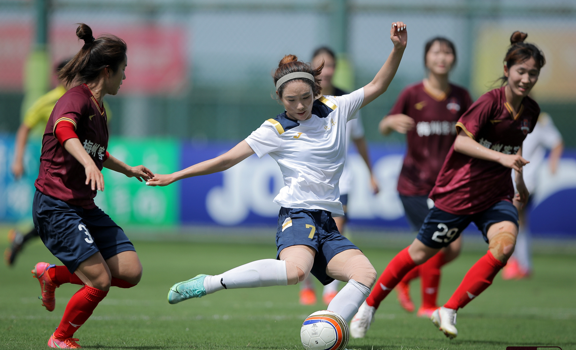 贾秀全弃用了哪些核心球员,贾秀全爱徒