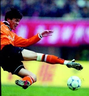 足球历史前20人排行榜,武汉足球历史十大球员