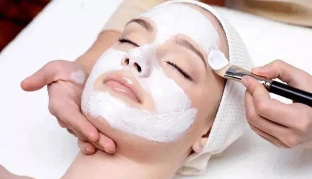 顽固黑头怎么去除简单方法,去黑头小妙招让肌肤细腻无比