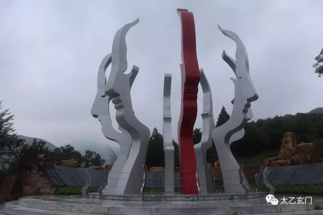 北京八奇洞显圣龙潭,最近发现的最大溶洞