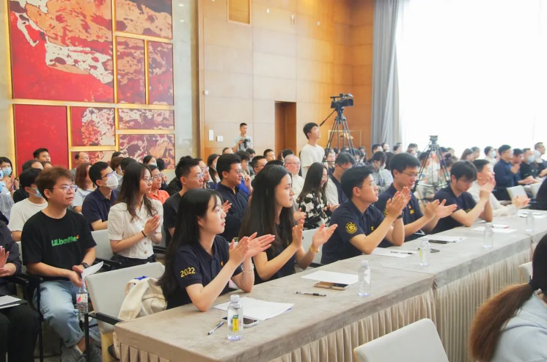 观看最美铁路人感悟,最美铁路人记录在工地上的日子