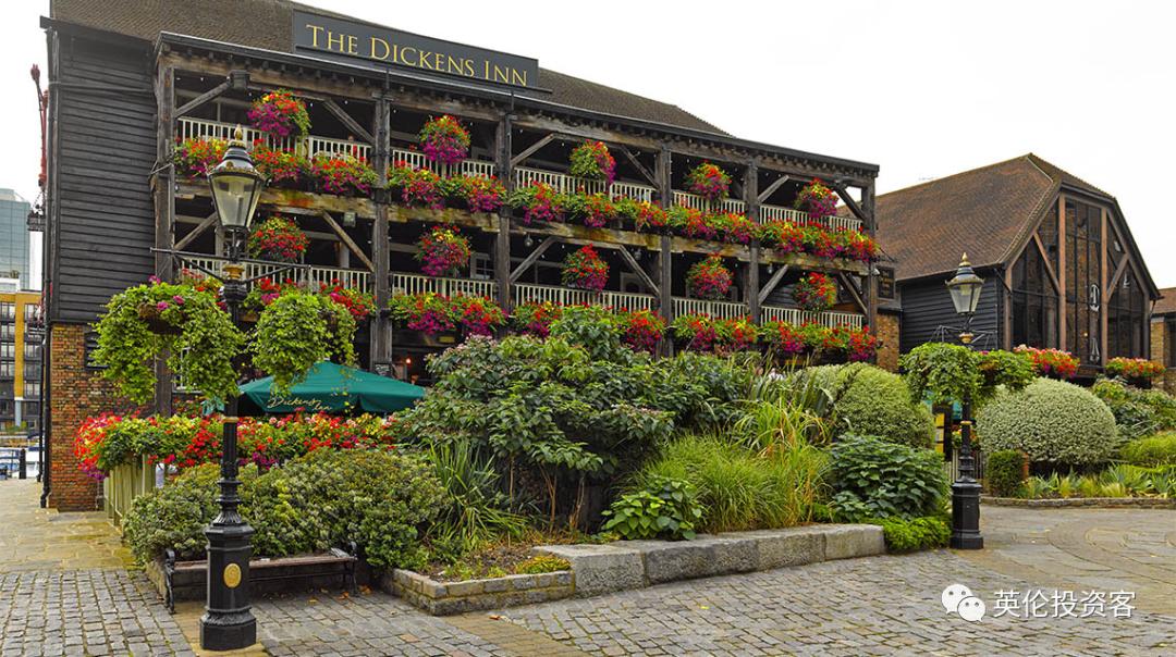 新加坡首富买房,400亿买下前首富大楼