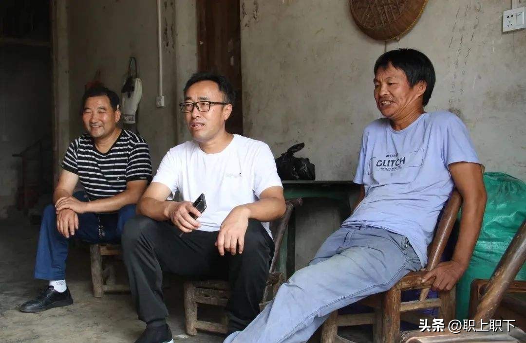 女普工工资7000以上的工厂招工,月入6万女建筑工