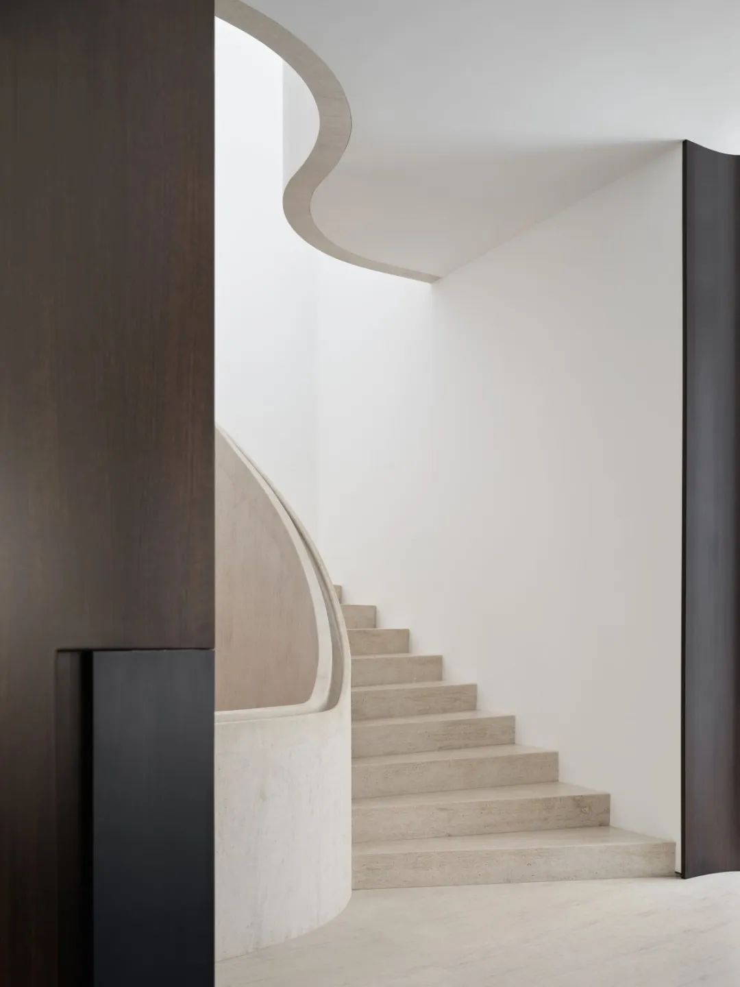 曾师出YABU，多伦多Burdifilek Studio独特设计理念！